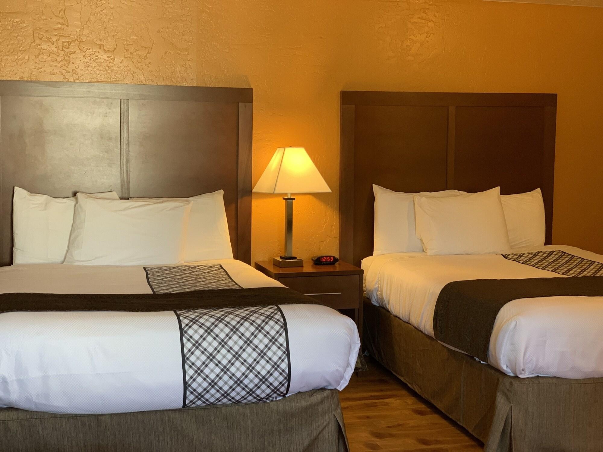 Red Carpet Inn Медфорд Экстерьер фото
