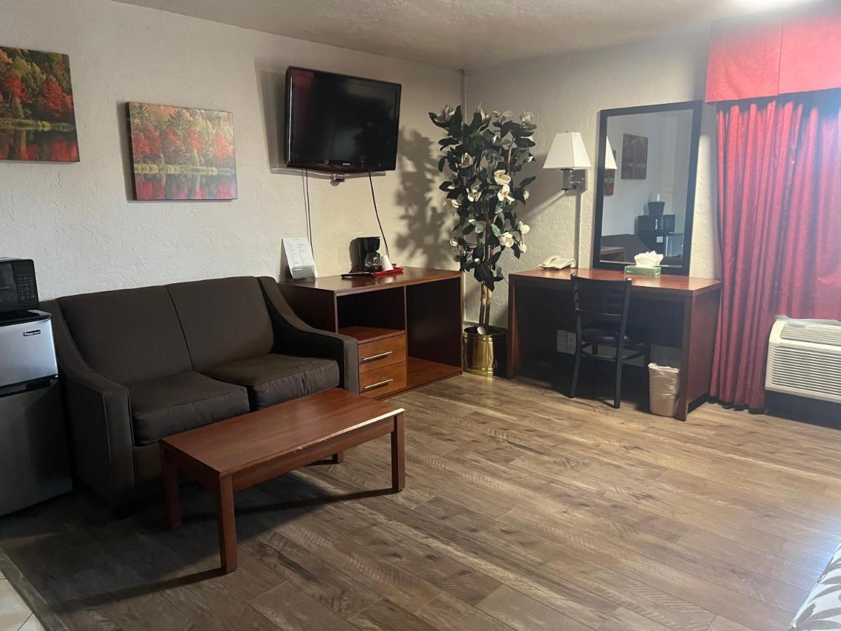 Red Carpet Inn Медфорд Экстерьер фото